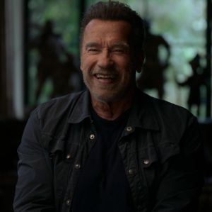 Após cirurgia cardíaca, Arnold Schwarzenegger tranquiliza fãs e anuncia retorno ao trabalho: <I>Estarei pronto para filmar em abril</I>