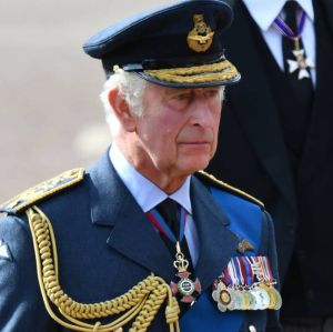 Briga de família! Rei Charles III alfineta Príncipe Harry ao repassar título ao Príncipe William